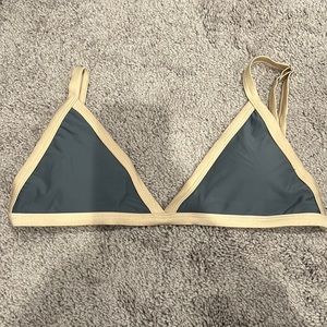 Cupshe bikini top - NEVER WORN - Size L